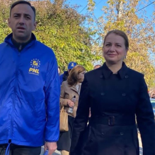 Ligia Deca, ministrul Educației, se implică în campania electorală din Vâlcea