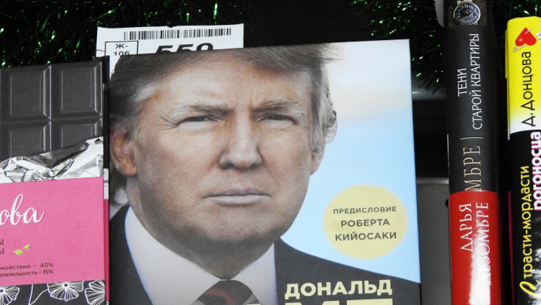 Vânzările de cărți despre Donald Trump au crescut semnificativ în Rusia
