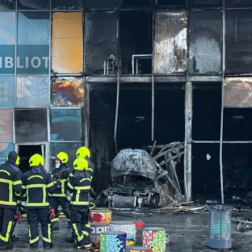 Incendiu devastator la o bibliotecă din Grenoble