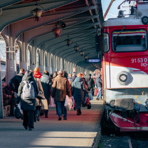 Studenții pot cumpăra bilete la tren cu reducere de 90%