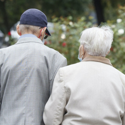 Aproape 4,7 milioane de pensionari erau înregistrați în România la finele lunii iulie 2025. Cu cât a scăzut numărul față de iunie