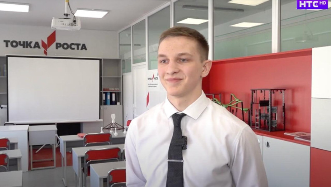 Adolescent din Ekaterinburg condamnat la 7 ani pentru intenția de a se alătura unui grup paramilitar
