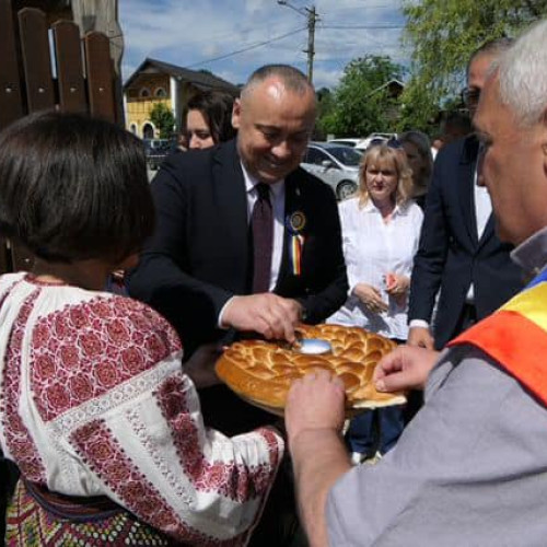 Deputatul Eugen Neață a Participat la Târgul de Ceramică Populară Cocosul de Hurez